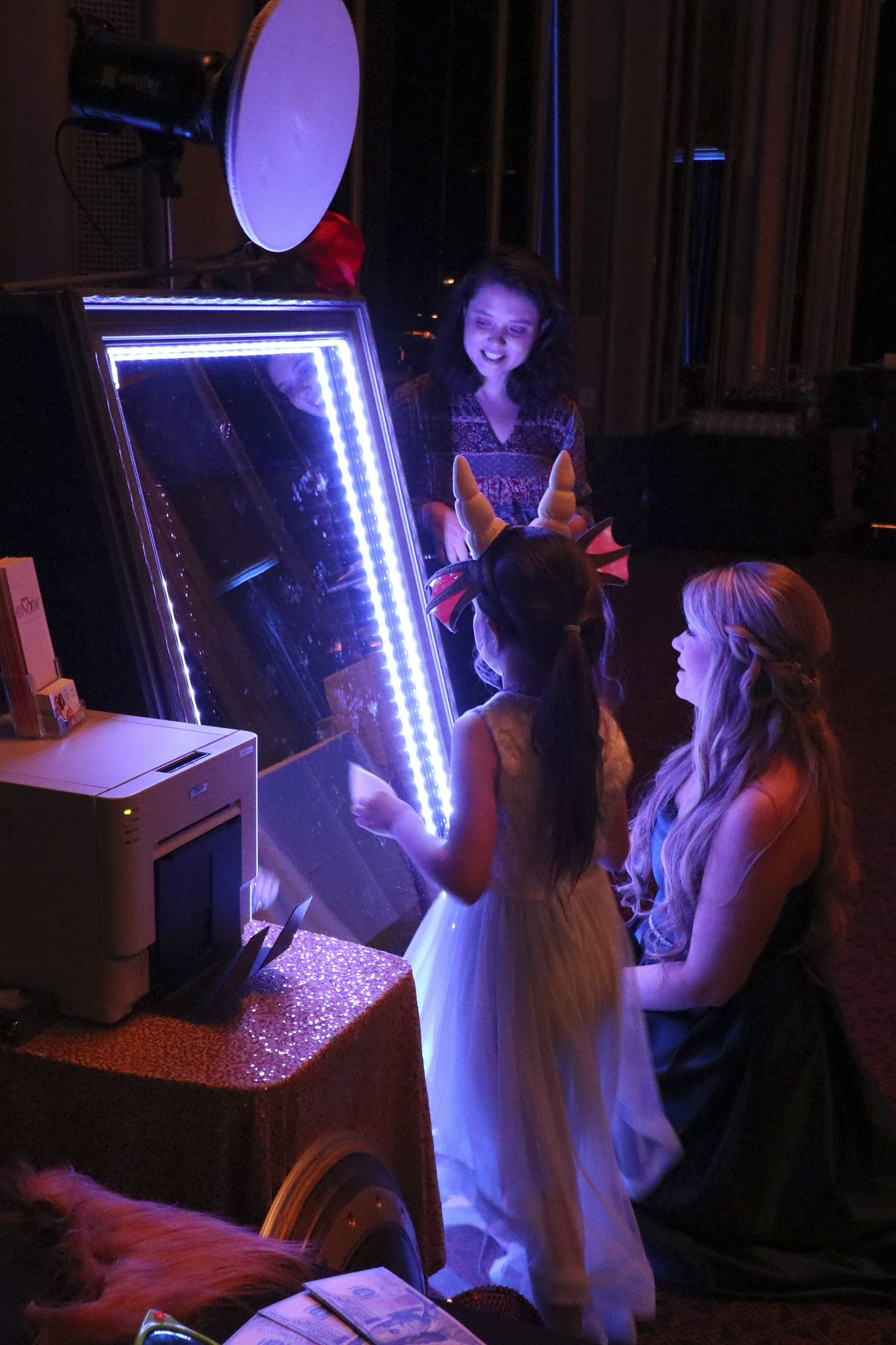Mirror Booth Touch Screen